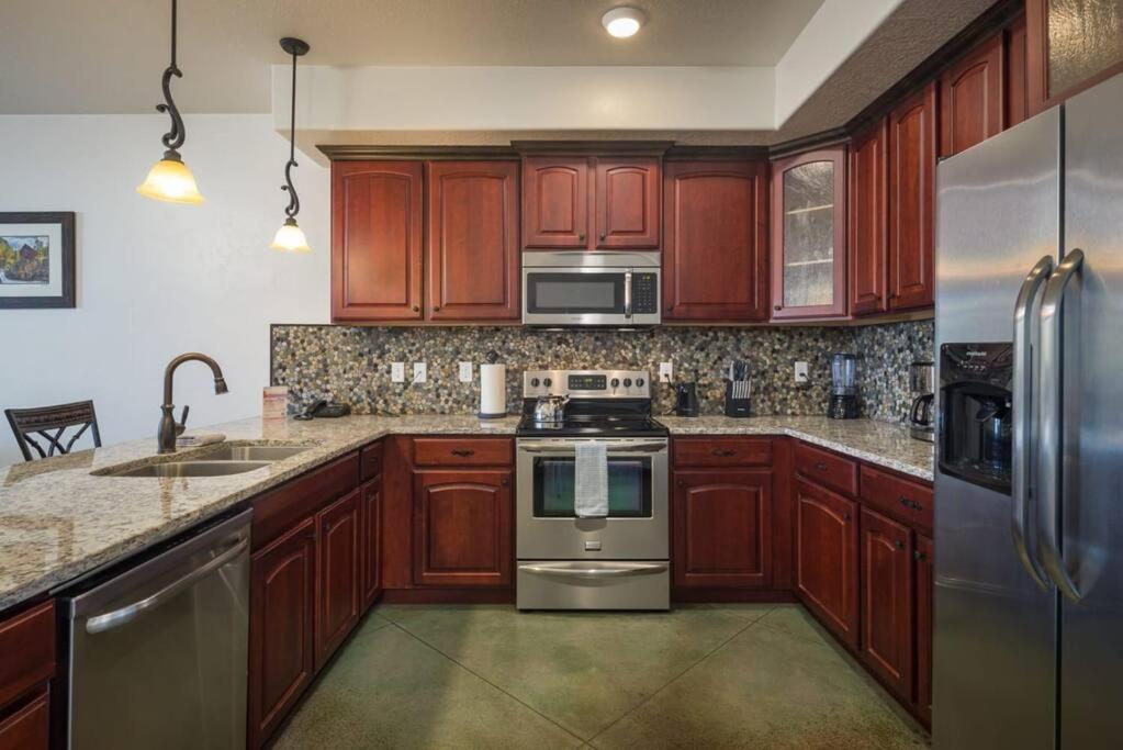 Luxury Downtown Rental Moab Esterno foto