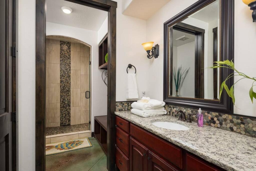 Luxury Downtown Rental Moab Esterno foto